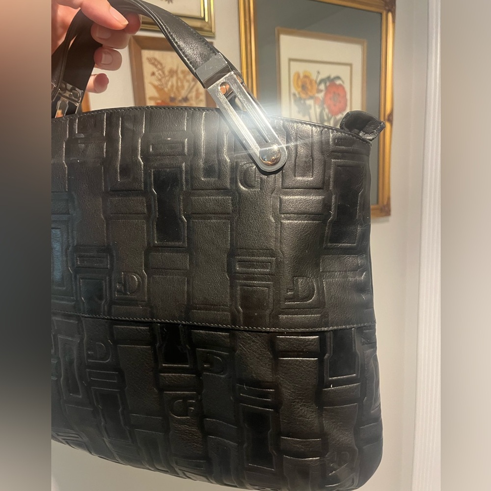 100% Genuine Leather Due Fratelli black and silver handbag. - Picture 3 of 10